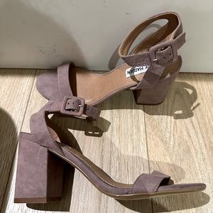 SOLD ❌ Steve Madden Block Heel Sandals ❌ SOLD